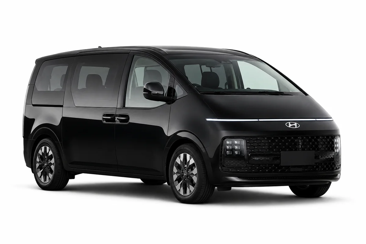 Hyundai Staria negra para alquiler en Guayaquil